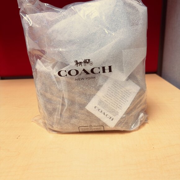 NWT - Coach Crystal Signature Jacquard Kisslock 16 Frame Bag - Picture 4 of 7